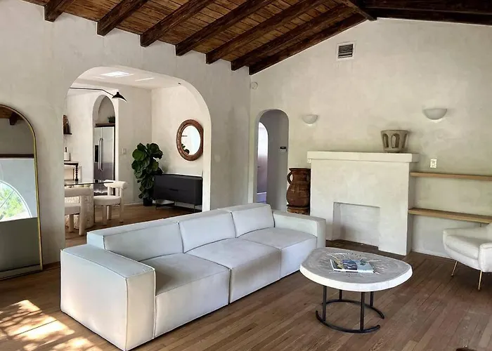 Huisdiervriedelijke Vintage Minimal Design House In The Design District Villa Miami
