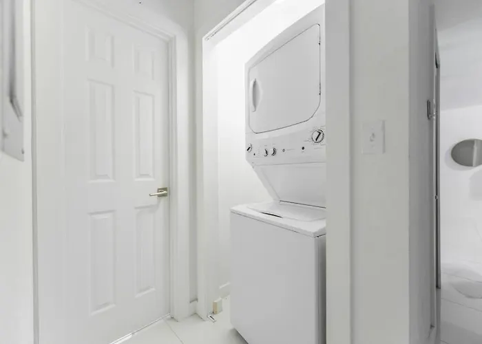 Awesome Duplex 3 Bedrooms 2 Bathrooms