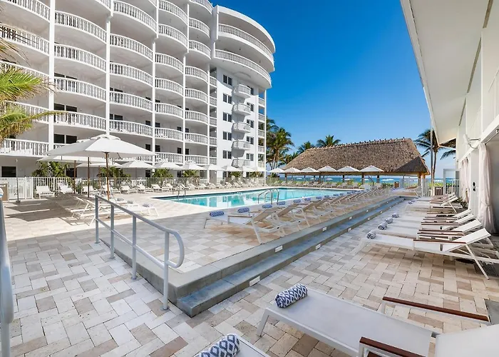 Beachcomber Resort & Club