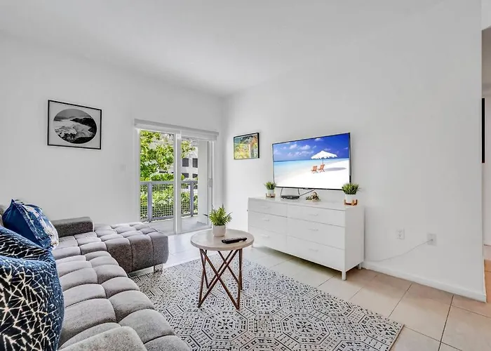 Subtle Condo At Edgewater Free Pkg Miami