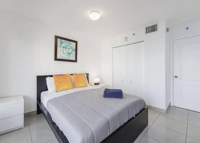 Amazing 3 Bedroom Apt With Great Views And Pool Miami