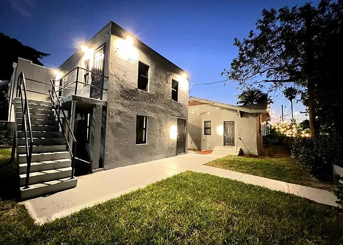 Enchanting 2Bd 1Br Little Havana