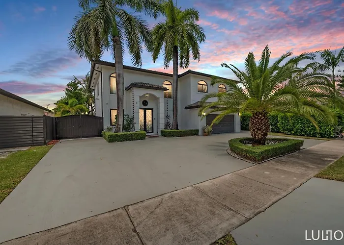 Luxury Beach Oasis - Heated Pool, Game Extravaganza L44 Miami