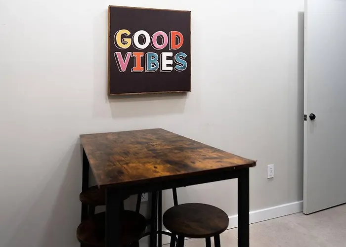 Elegant Miami Apartment East Little Havana / Free Parking