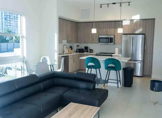 Big 2 Bedrooms 2 Baths Apartment By The Bay