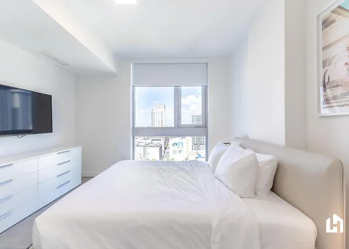 Downtown Miami Condos By Lua Host
