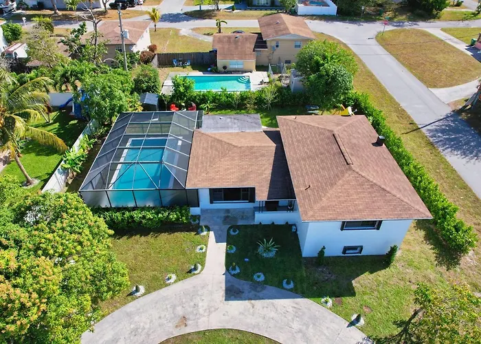Most Luxurious House In Miami + Movie Theater