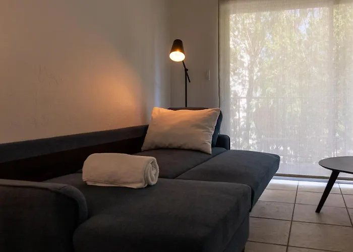 Haustierfreundliches One Bedroom Apartment - With Parking & Balcony - Heart Of Wynwood Miami