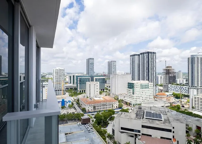 Fabulous Apartment With Pool, Gym, Lounge - Prime Location, Miami