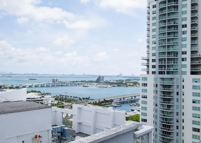 Fabulous Apartment With Pool, Gym, Lounge - Prime Location, Miami