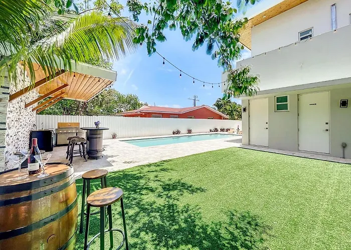 Huisdiervriedelijke Coral Gables Home Lcoral Gables Home Located In The Heart Of Miami