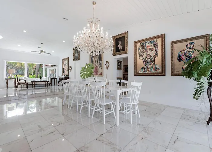 Miami-Nature Lovers Escape. Luxury Retreat