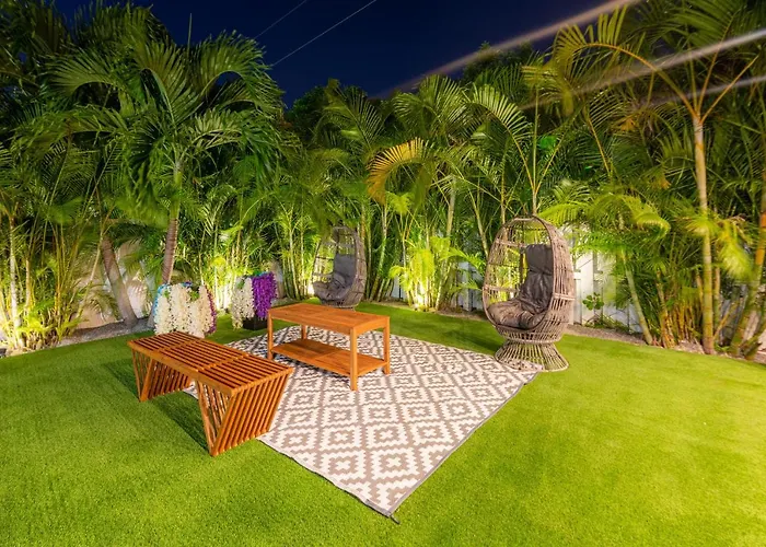 New Huge Villa By The Glamhomes Miami
