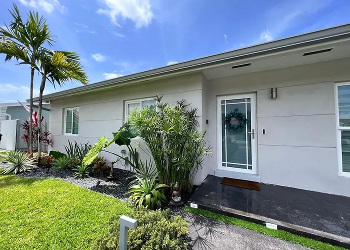 Beauty House In Palmetto Bay Fl