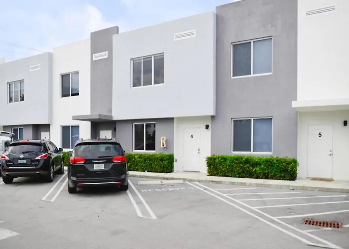 Appartamento Awesome 3Br Townhouse In North Miami che accetta animali