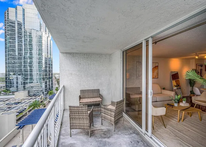 Classy Condo On The Bay W Pool & Gym Miami