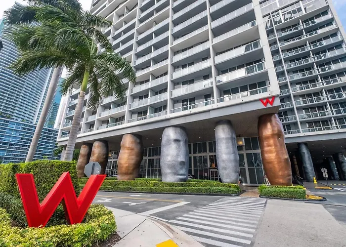 Lux 2B-2B At Icon - Water View & 5-Star Amenities