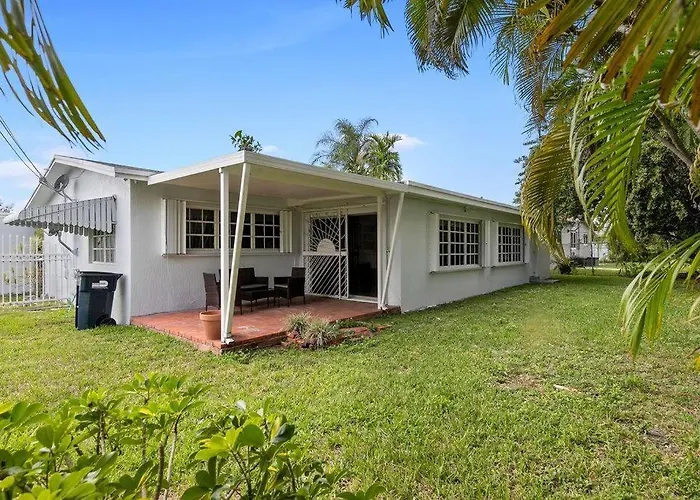 3Br Oasis Near Coral Gable