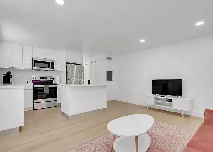 Brand New Pink Oasis Apartment #4