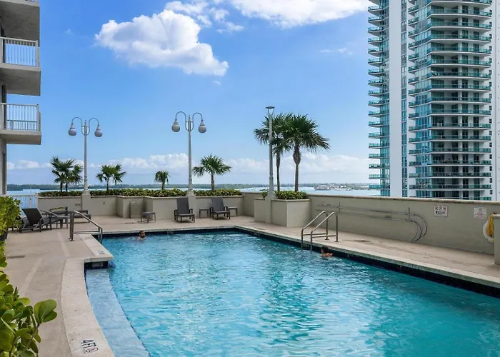 Beautiful 3 Bedroom Apartment In Brickell Miami
