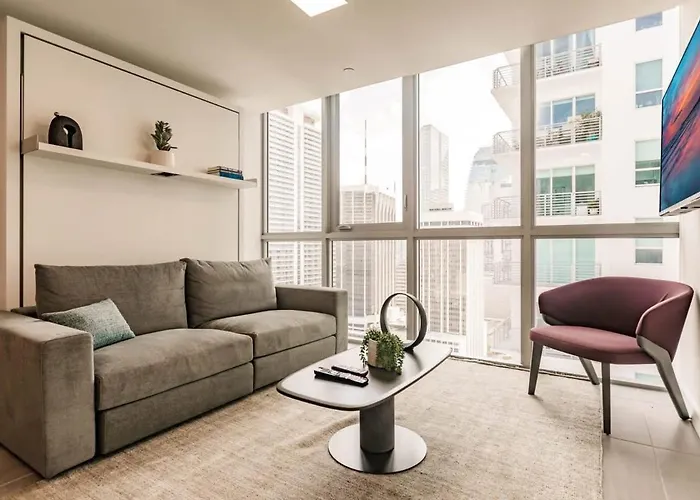 Modern Muse - Luxury Hotel Meets Miami Apartment