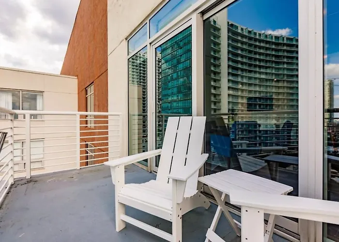 Mia Loft- Industrial Vibes Parking & Amenities