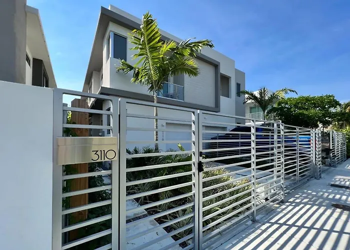 The Modernista 1 - Luxury Villa With Private Pool Miami acceptant les animaux