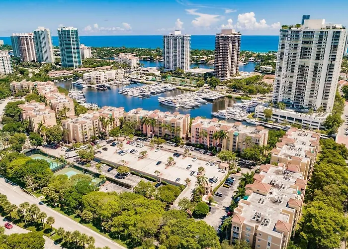 Uhost Ai - 3Br Condo - Stunning Water Views