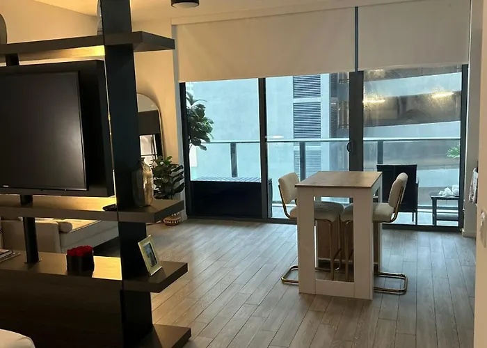 Lovely Condo Unit Miami