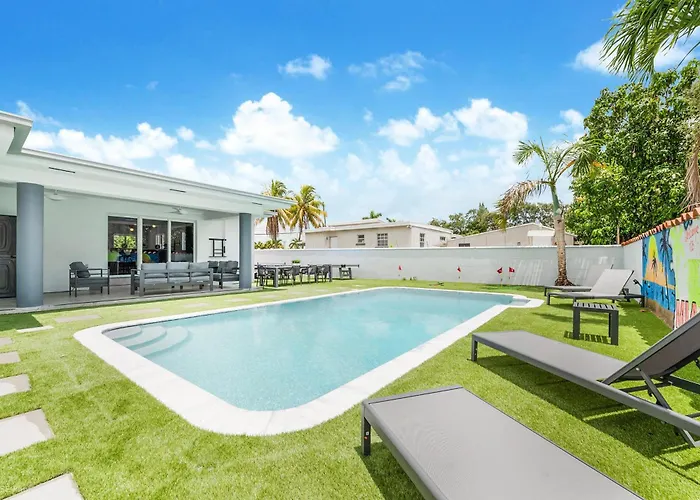 Villa 6Br Ultimate Retreat Pool, Sports Court & Bbq L10 Miami che accetta animali