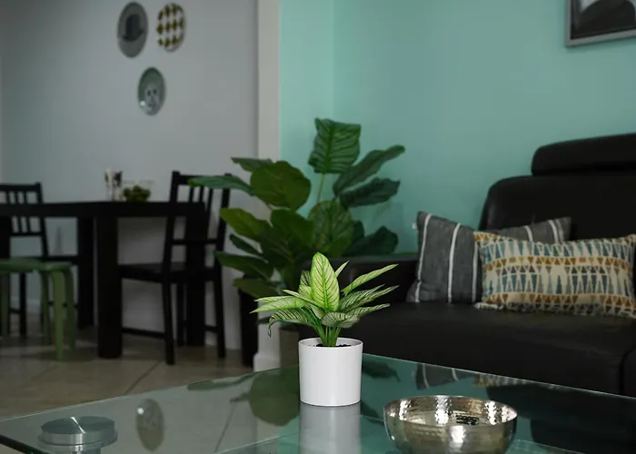 Spacious & Stylish 2Br Miami Gem