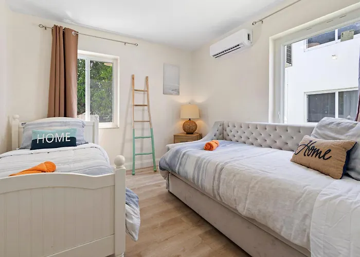 Enchanting Airport-Adjacent Apartment