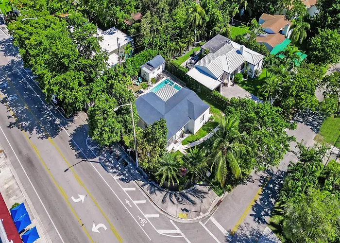 Sinai 4 Bedroom Pool Villa In Miami 10 Mins To South Beach!