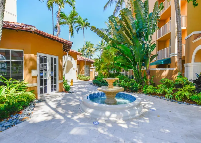 Lux Condo At Yacht Club 10 Min From Beach