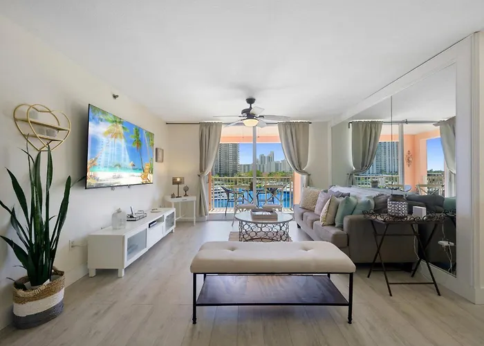 Yacht Club At Aventura Amazing Marina View Parking Included Apartamento Miami