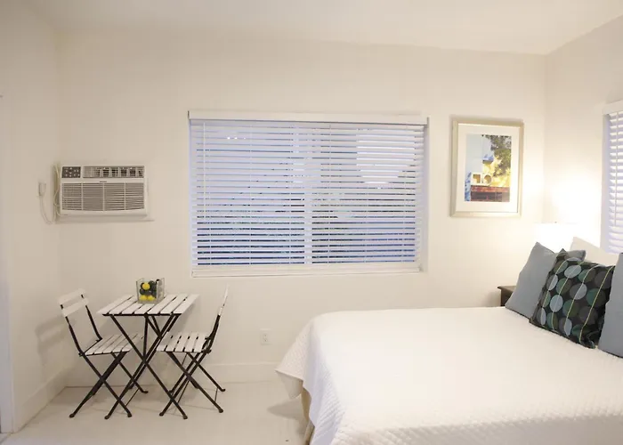 Apt 1 Miami Designer Studio In The Upper East-Side