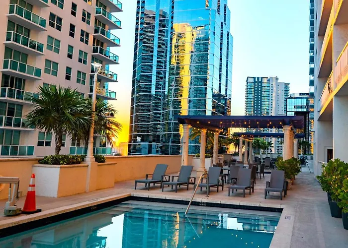 Two Bedroom Oceanview Apartment In Brickell Miami