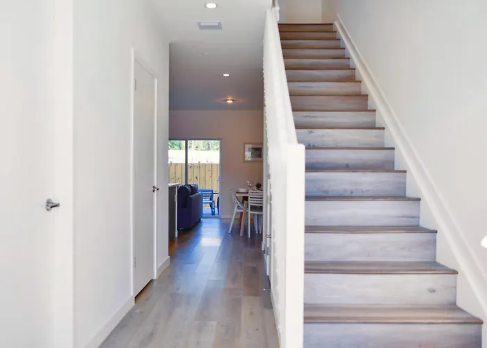 Family-Friendly Townhouse - Close To Beach