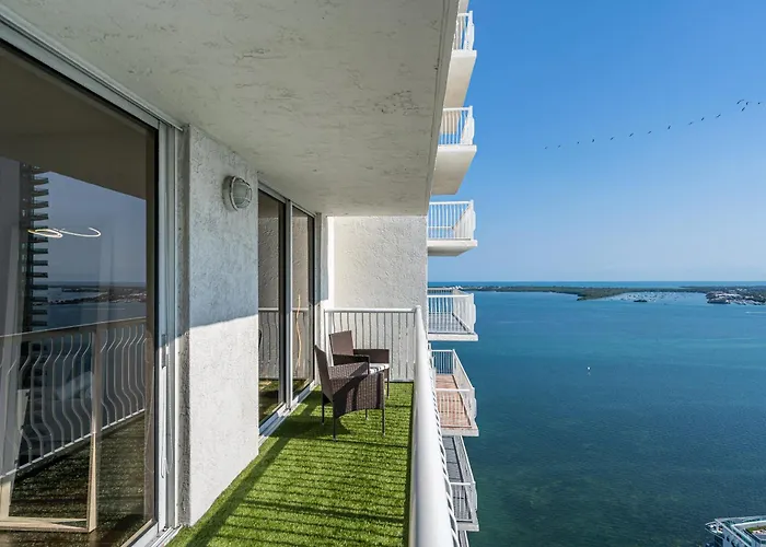 Amazing Apartment In The Heart Of Brickell