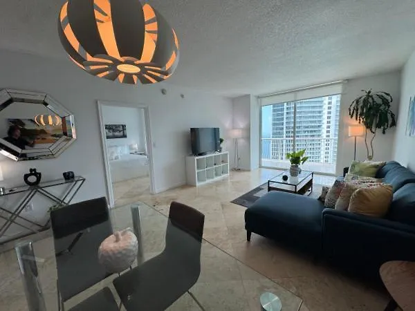Amazing Apartment In The Heart Of Brickell