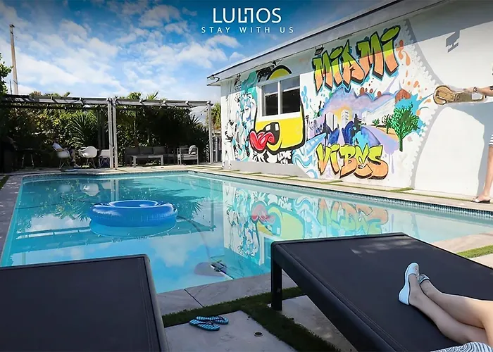 Magical Miami Retreat With Heated Pool, Mini Golf, And Basketball Court L19