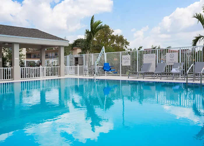 Candlewood Suites Miami Intl Airport - 36Th St By Ihg