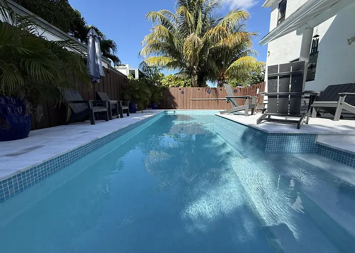 Stay Central: Relax In Our Heated Pool Oasis Miami que aceita animais de estimação