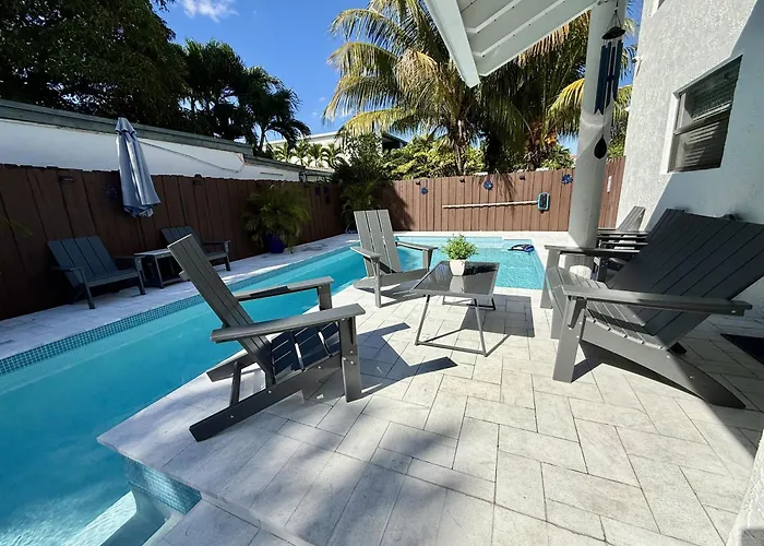 Stay Central: Relax In Our Heated Pool Oasis Miami que aceita animais de estimação