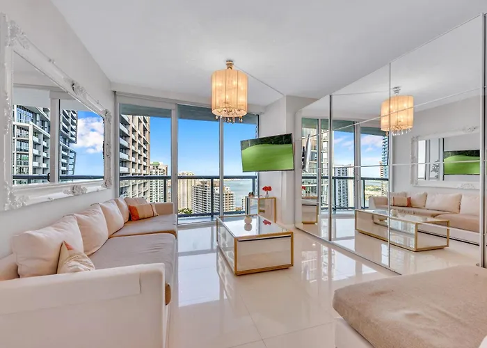 Gorgeous Bay & City View Condo In Brickell With Free Spa