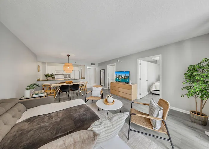 Stunning 1/1 Condo @Brickell Free Parking/Pool