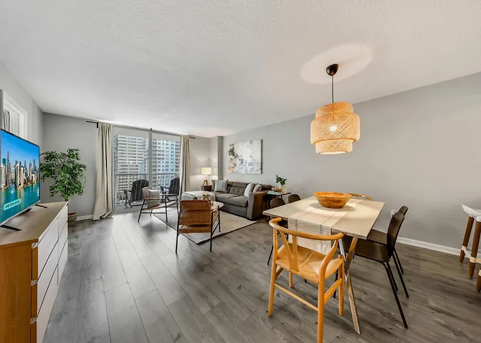 Stunning 1/1 Condo @Brickell Free Parking/Pool