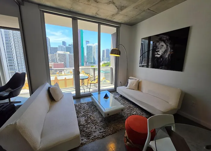 Downtown Miami Deluxe Apartment
