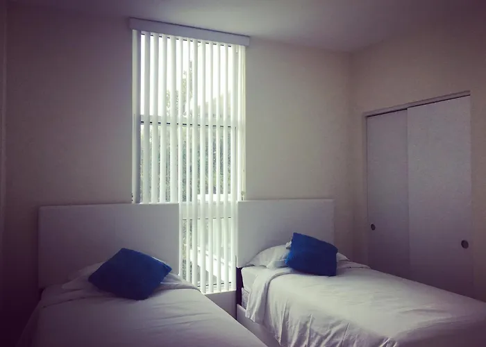Starlight Suites By The Marina