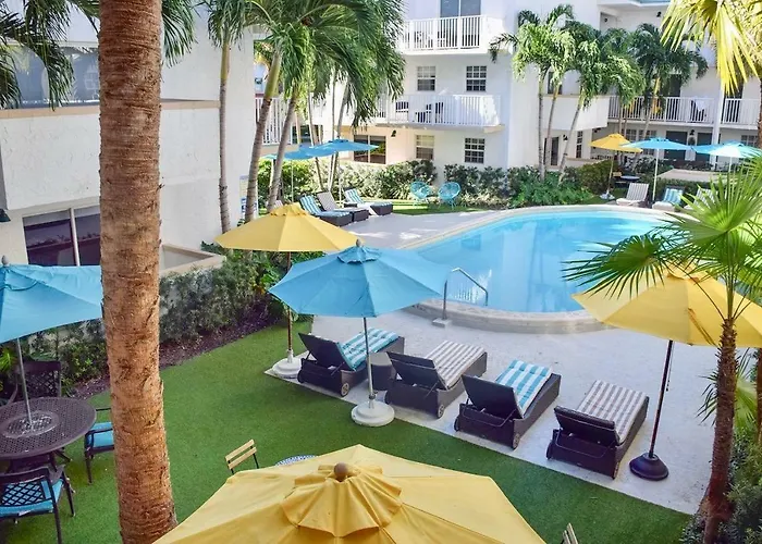 Suites At Coral Resorts